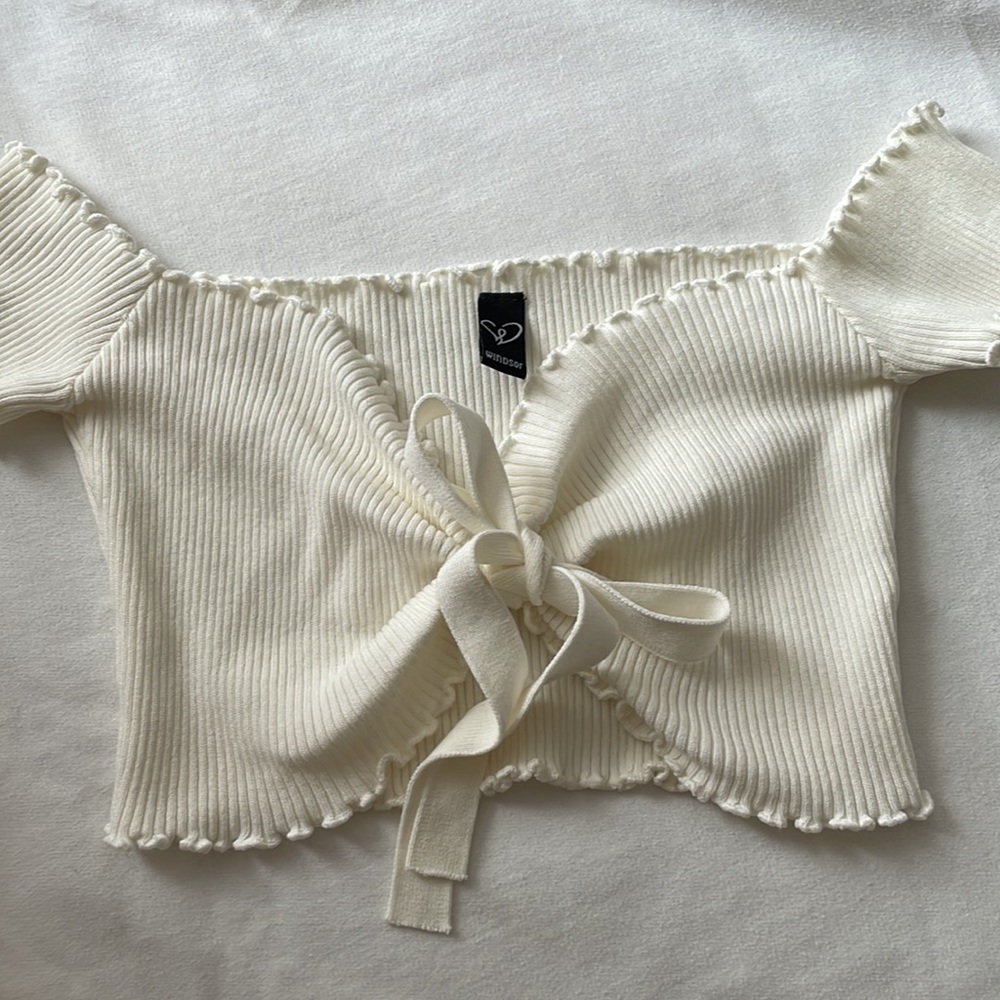Windsor White Off The Shoulder Ruffle Bow Tie Super Crop Bralette- Size Medium - Picture 3 of 8